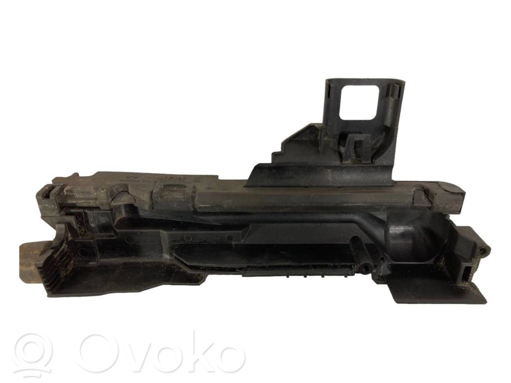 Radiatora (-u) turētājs / kronšteins