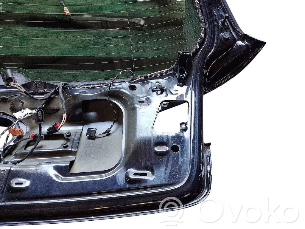 Aizmugurējais pārsegs (bagāžnieks)