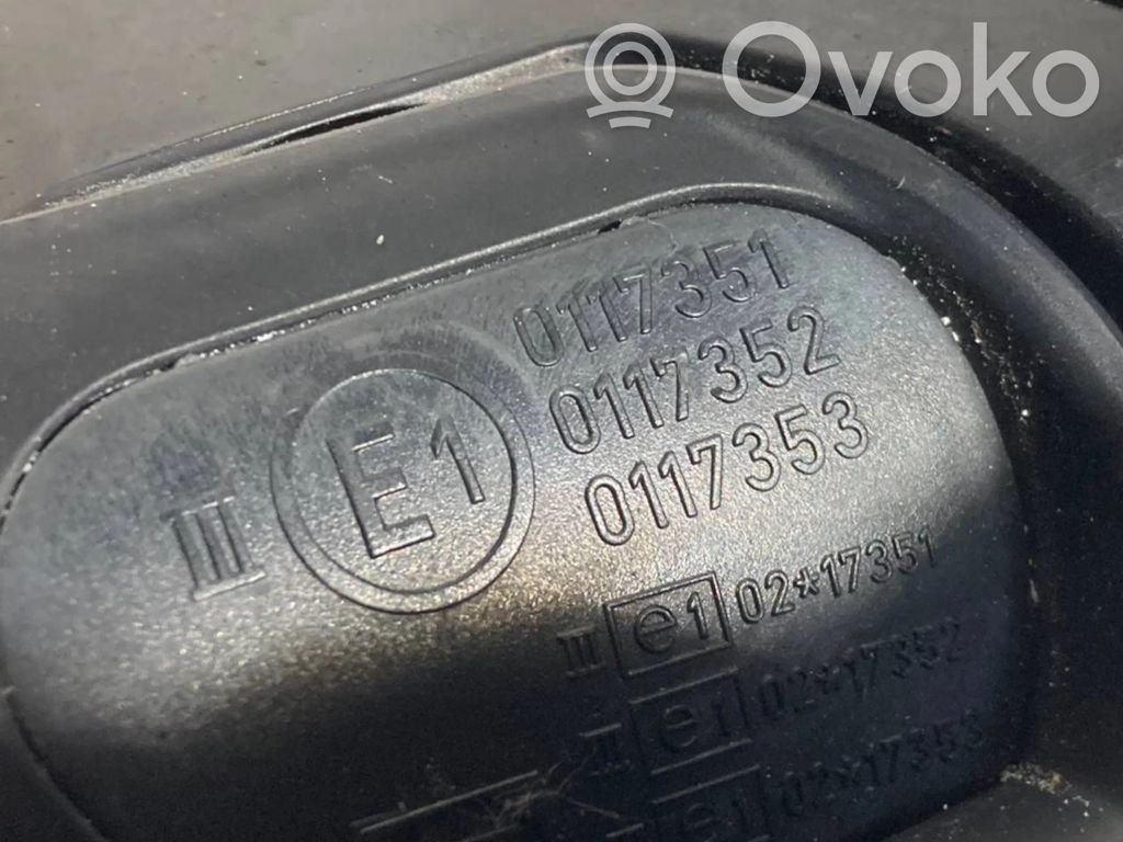 Spogulis (elektriski vadāms)