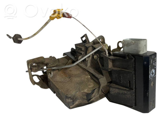 Aizmugurē slēdzene