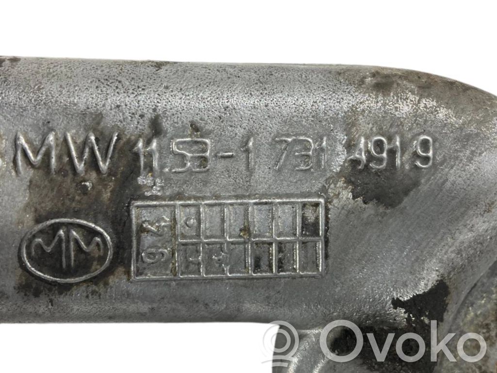 Cita veida dzinēja nodalījuma detaļa