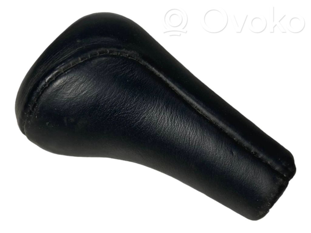 Декоративная отделка рычага переключения передач (кожа, наконечник)