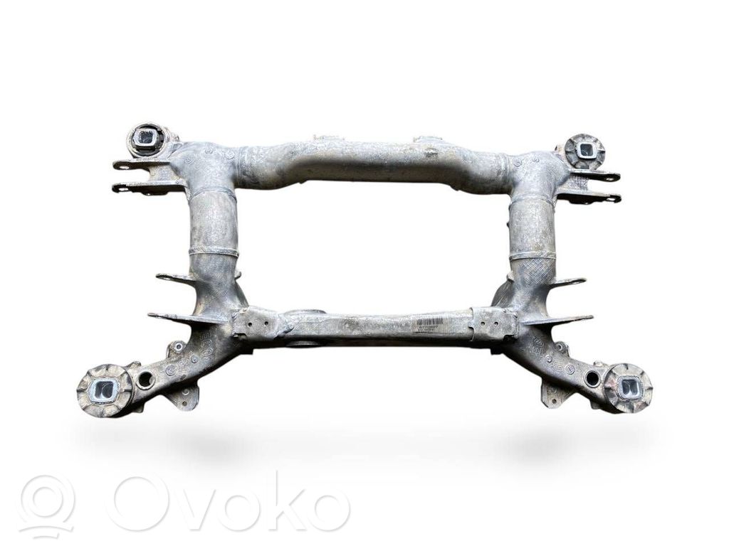 Pusrāmis aizmugurējais / priekšējais