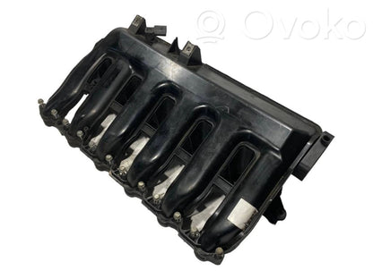 Впускной коллектор