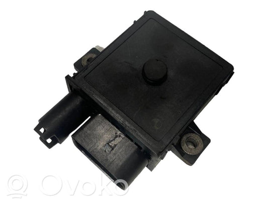 Glow plug relay