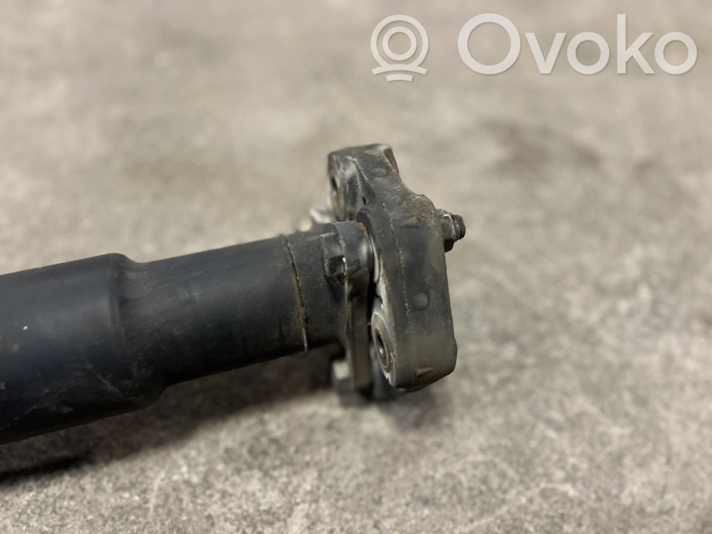 Задний карданный вал