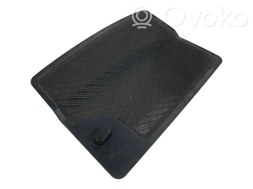 Centrālā skaļruņa dekoratīvā apdare