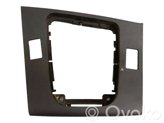 Gear shift lever decorative trim (plastic)