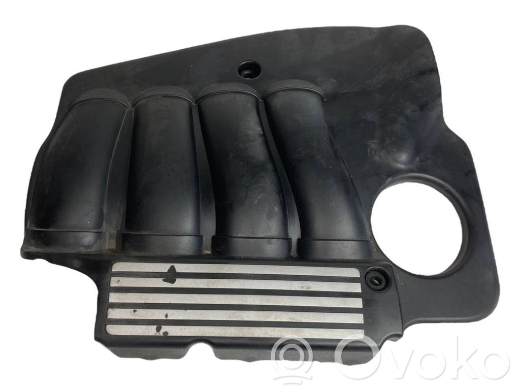 Крышка двигателя (декоративная отделка)