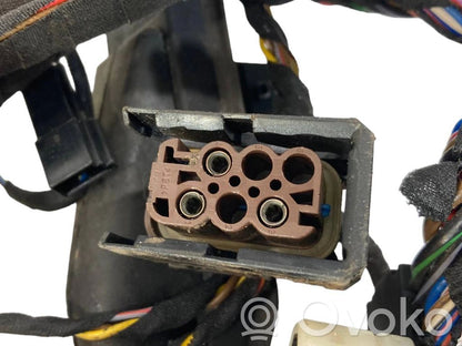 Priekšējo durvju vadu instalācija