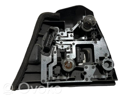 Priekšējo vietu apgaismojums