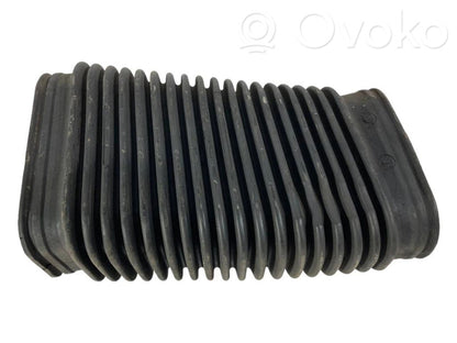 Air intake duct details