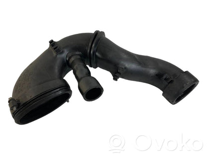 Gaisa caurule uz turbīnu