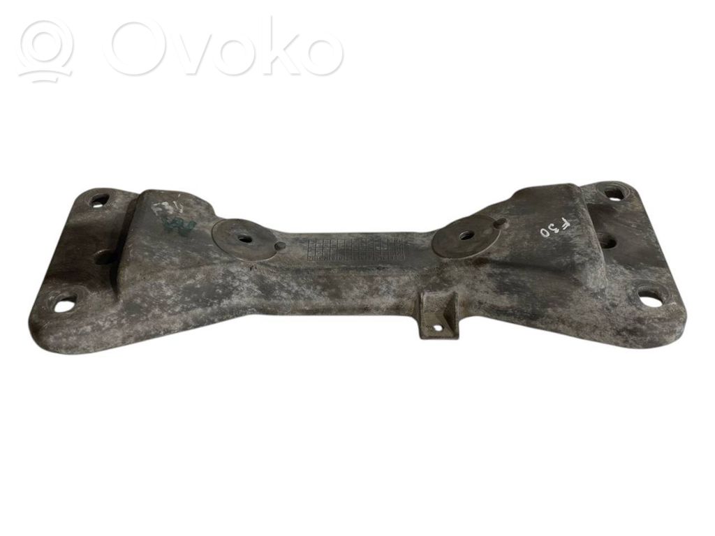 Transmission mounting bracket