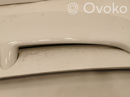 Spoilera aizmugurējais vāks