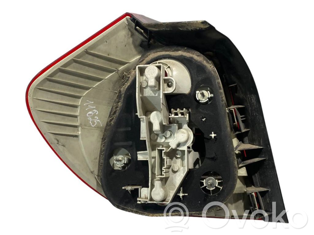 Taillight in the body