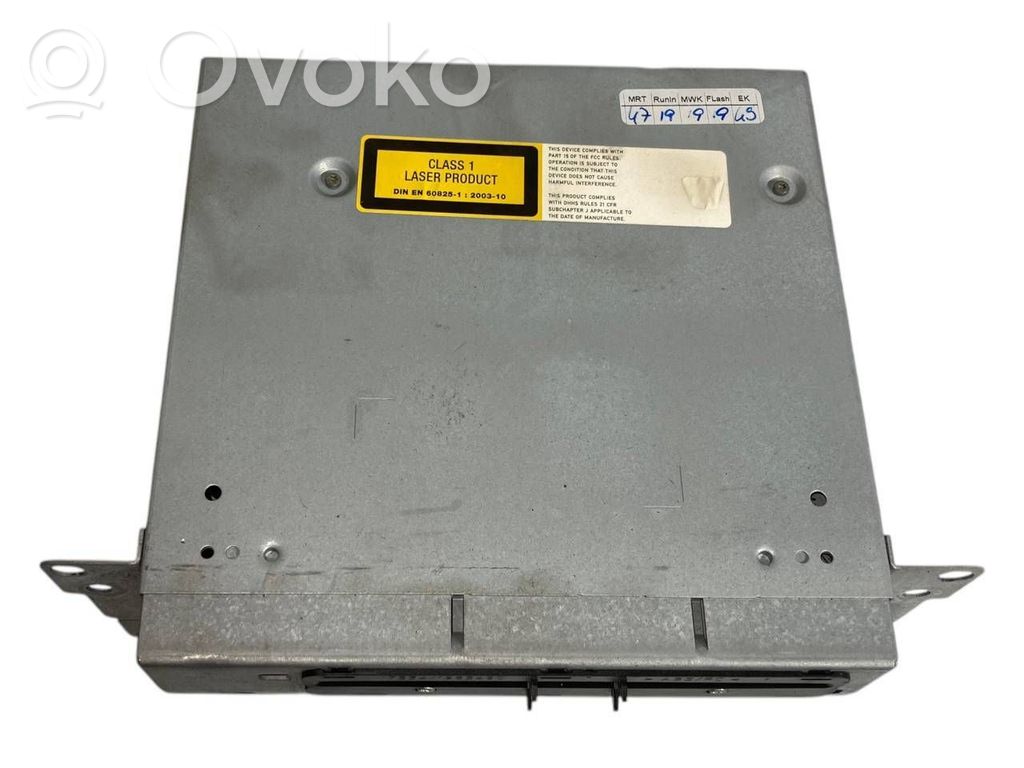 Radio / CD/DVD player / navigation