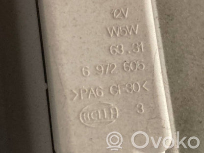 (D) statņa dekoratīvā apdare (augšdaļa)