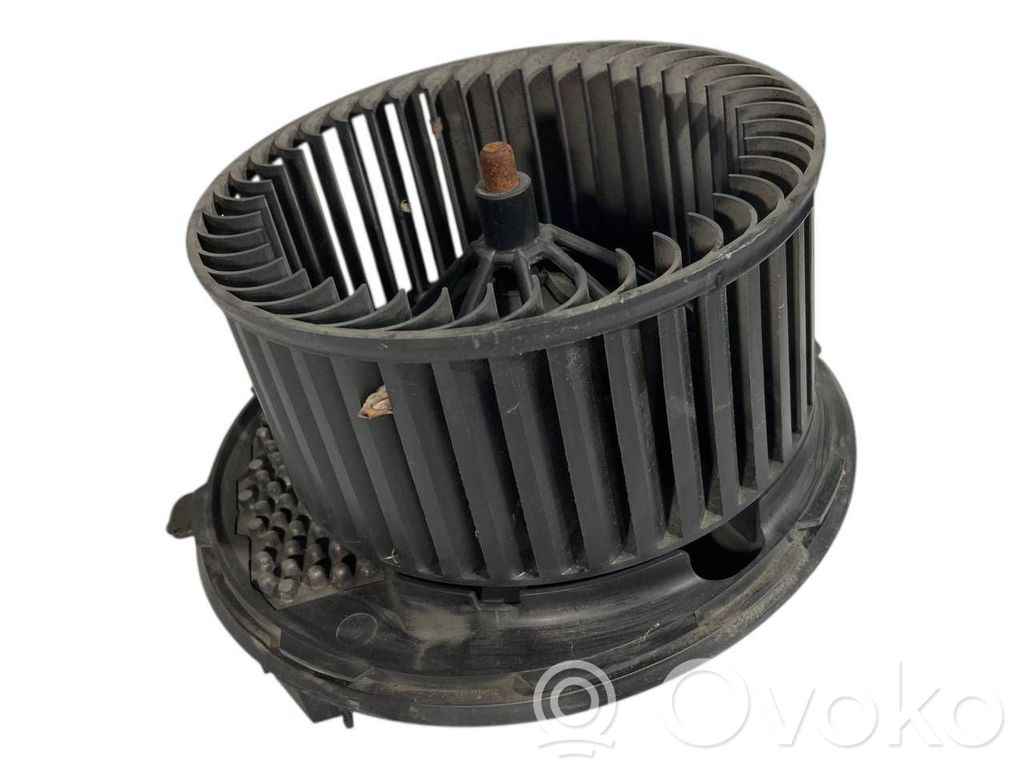 Mazā radiatora ventilators