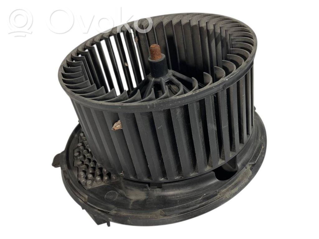 Mazā radiatora ventilators