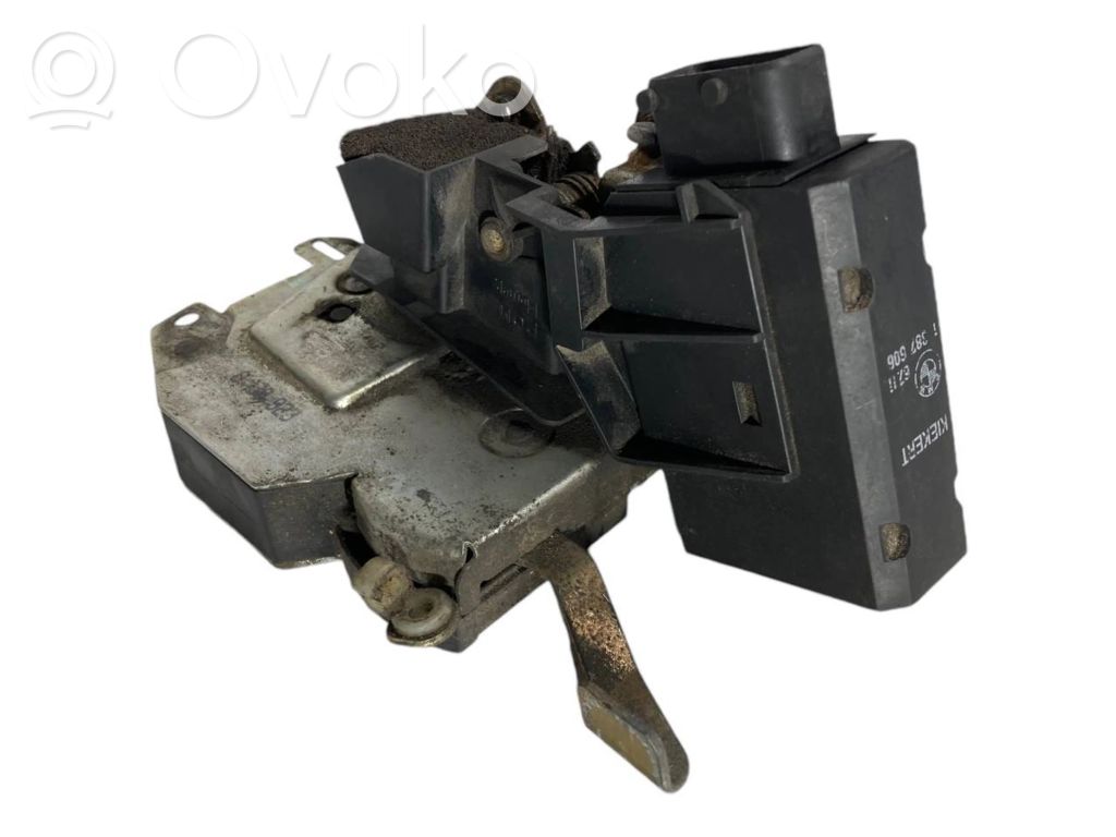 Передний замок