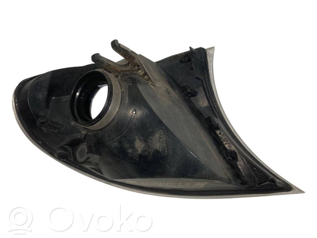 Priekšējais pagrieziena lukturis