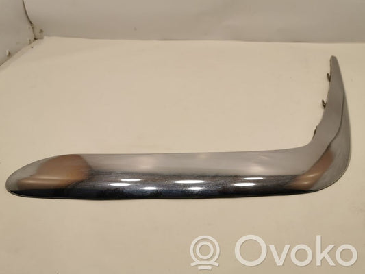 Декоративная накладка на бампер спереди