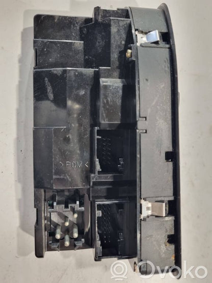 Logu pacēlāju vadības slēdzis (-dži)