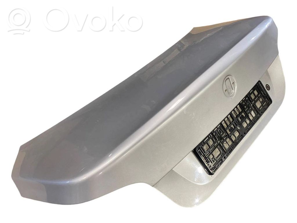 Aizmugurējais pārsegs (bagāžnieks)