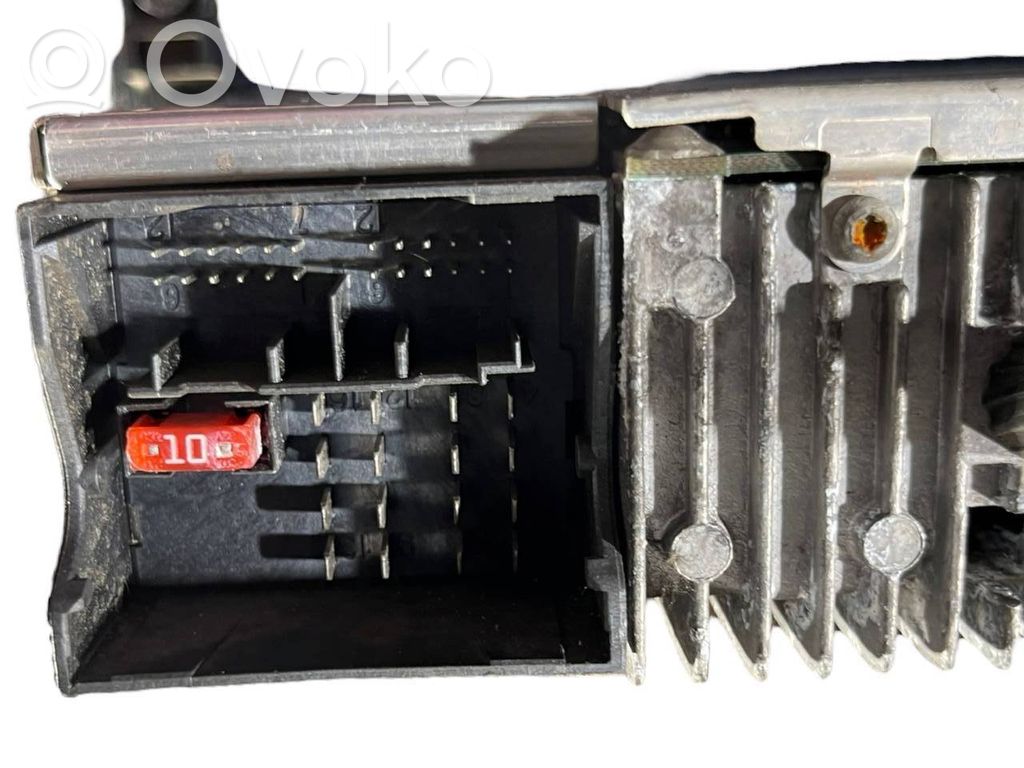 Радио / CD/DVD-плеер / навигация