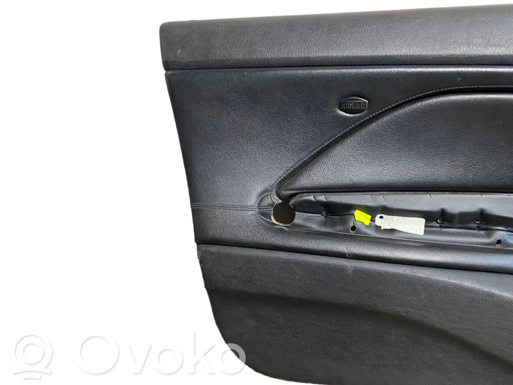 Priekšējo durvju apdare