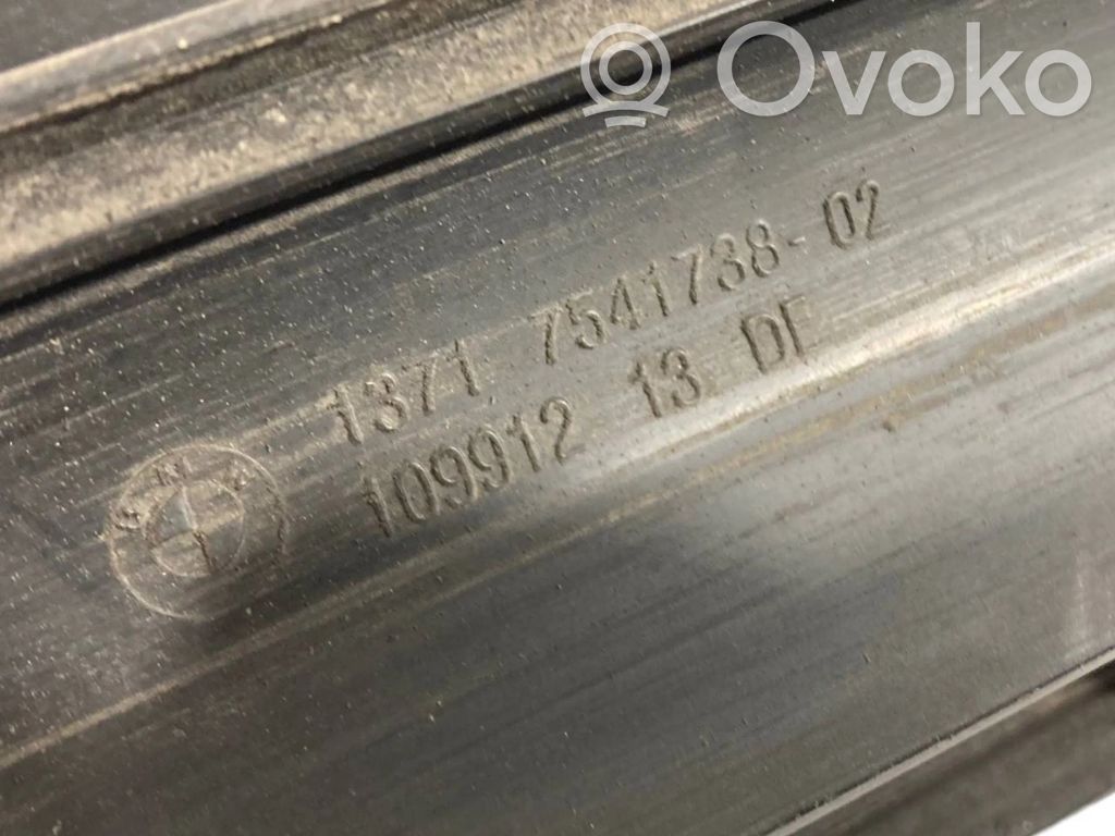 Air intake duct details