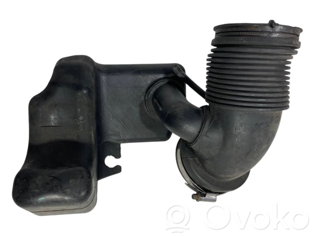 Air intake duct details