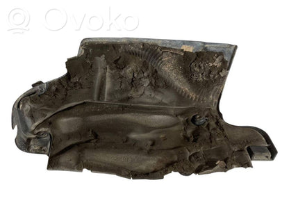 Dzinēja pārsegs (dekoratīva apdare)