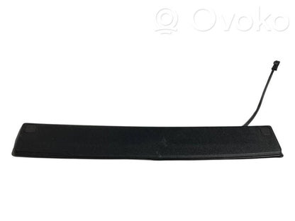 Papildu bremžu signāla lukturis