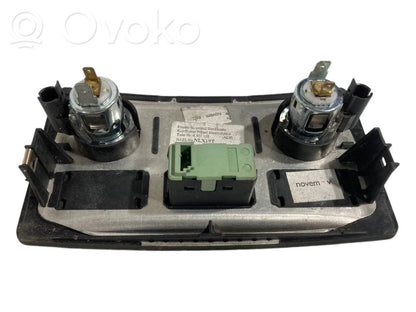 Aizmugurējā cigarešu aizdedzināmā dekoratīvā apdare