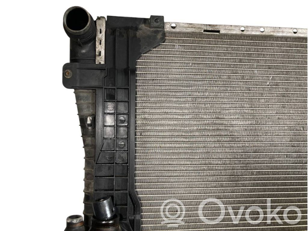 Dzesēšanas šķidruma radiators