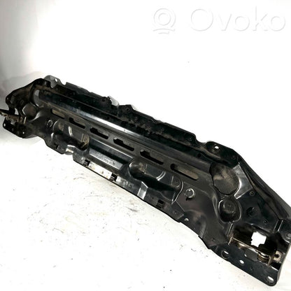 Radiatoru paneļa augšējā daļa (televizors)