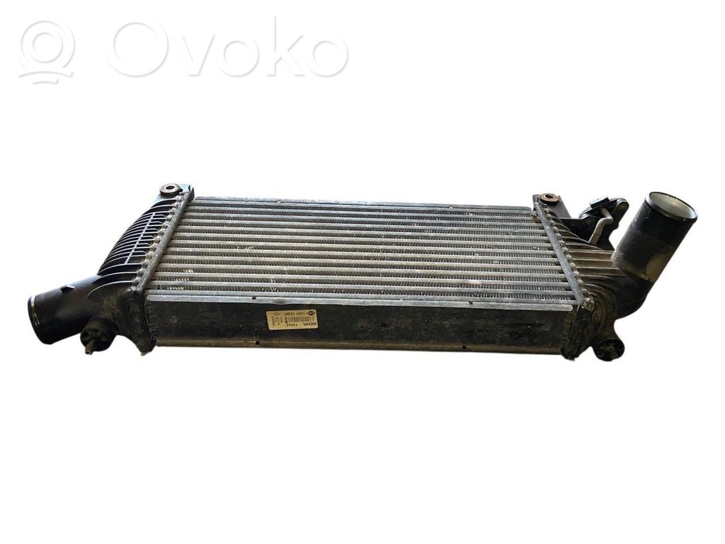 Starpdzesētāja radiators