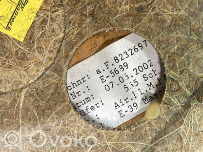 Apšuvums aizmugurējām durvīm