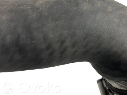 Caurulīte (-es) / šļūtene (-es)