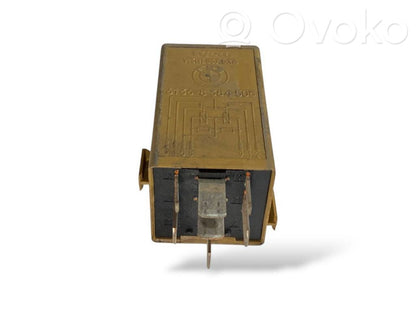Logu tīrītāju relejs