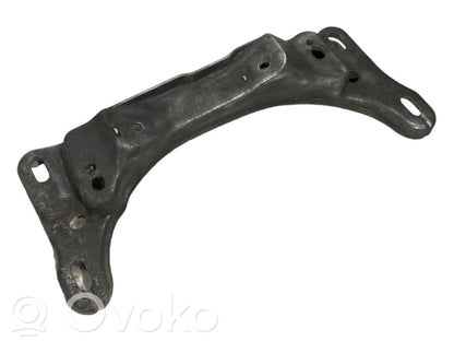 Pārnesumkārbas stiprinājuma kronšteins