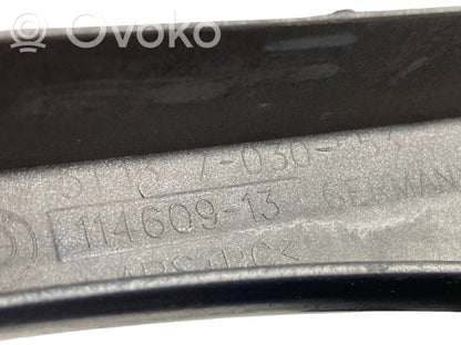 Priekšējā luktura dekoratīvā apdare