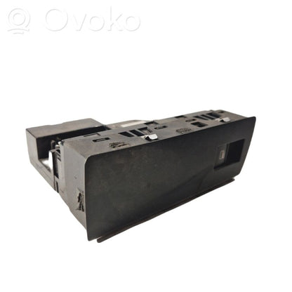 Elektrisko logu slēdzis