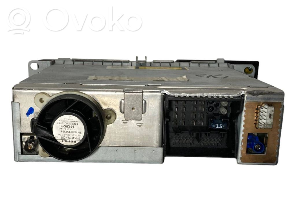 Радио / CD/DVD-плеер / навигация