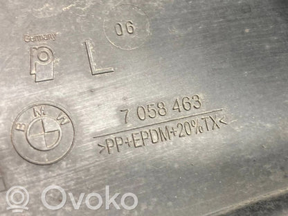 Декоративная решетка противотуманных фар