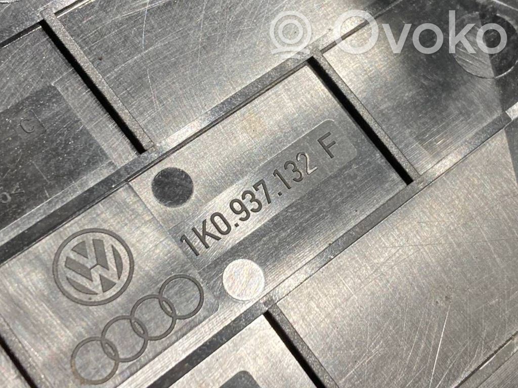 Drošinātāju Kastes vāciņš