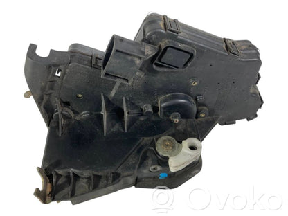 Aizmugurē slēdzene