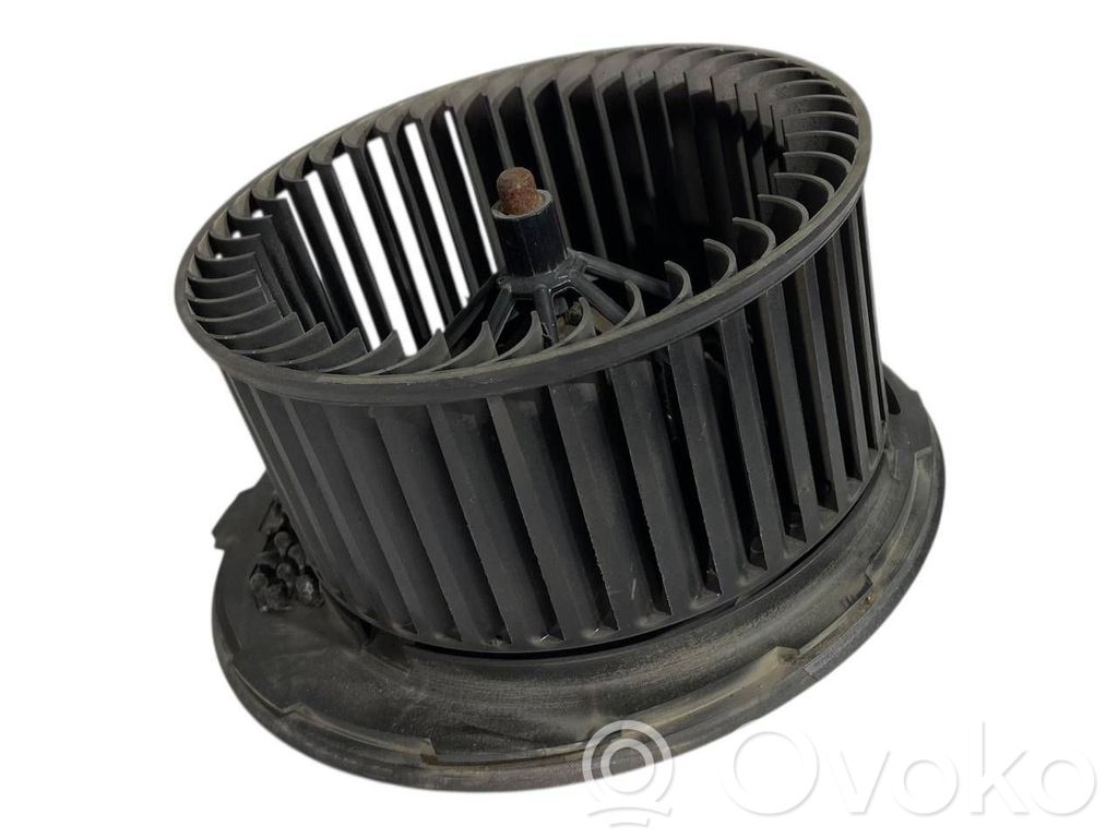 Mazā radiatora ventilators